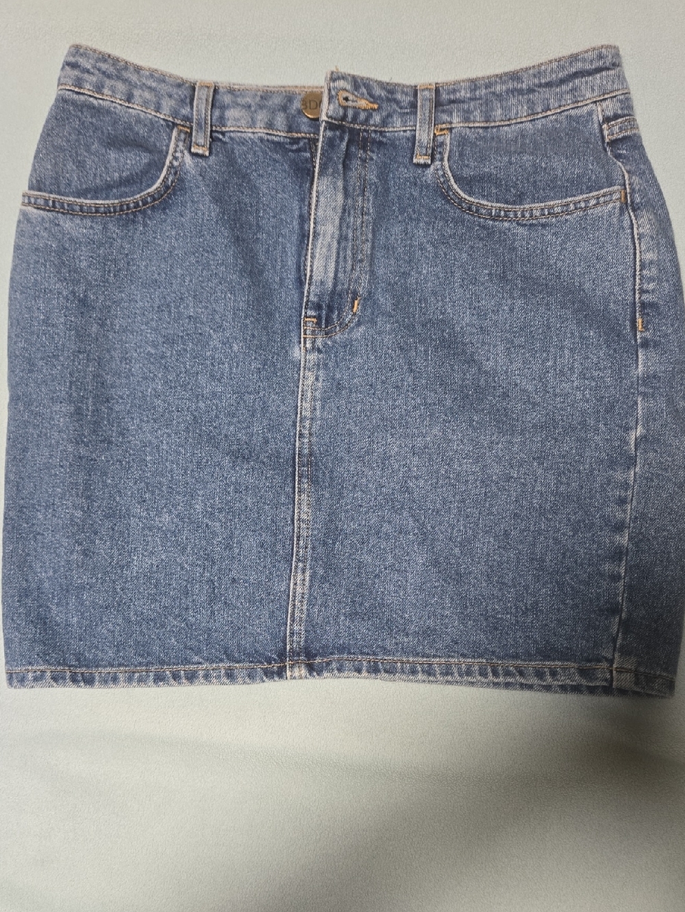 BDG Light Wash Denim Mini Skirt, Size M